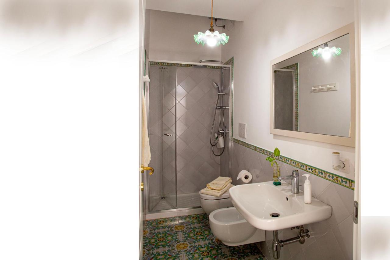 Tu Casa: Picturesque Guest House Napoli Dış mekan fotoğraf